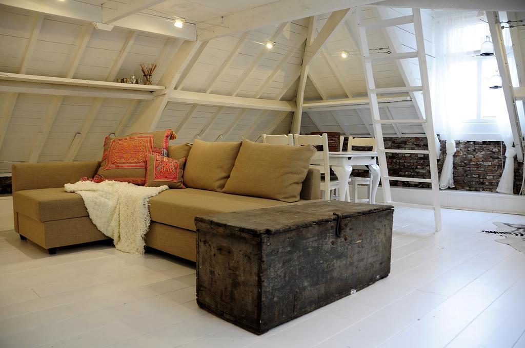 Attic Judy's Apartment